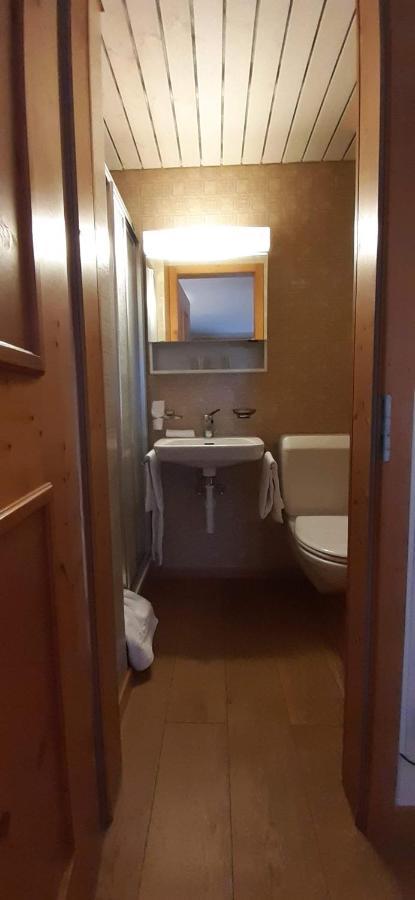 Hotel Bergidyll Andermatt Luaran gambar