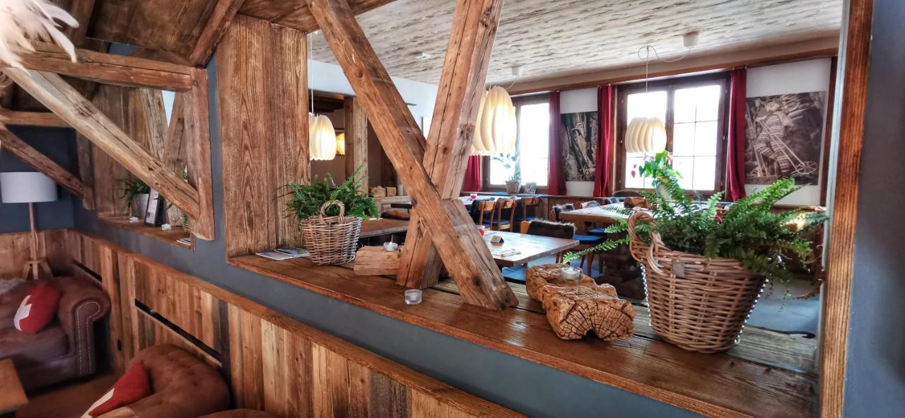 Hotel Bergidyll Andermatt Luaran gambar