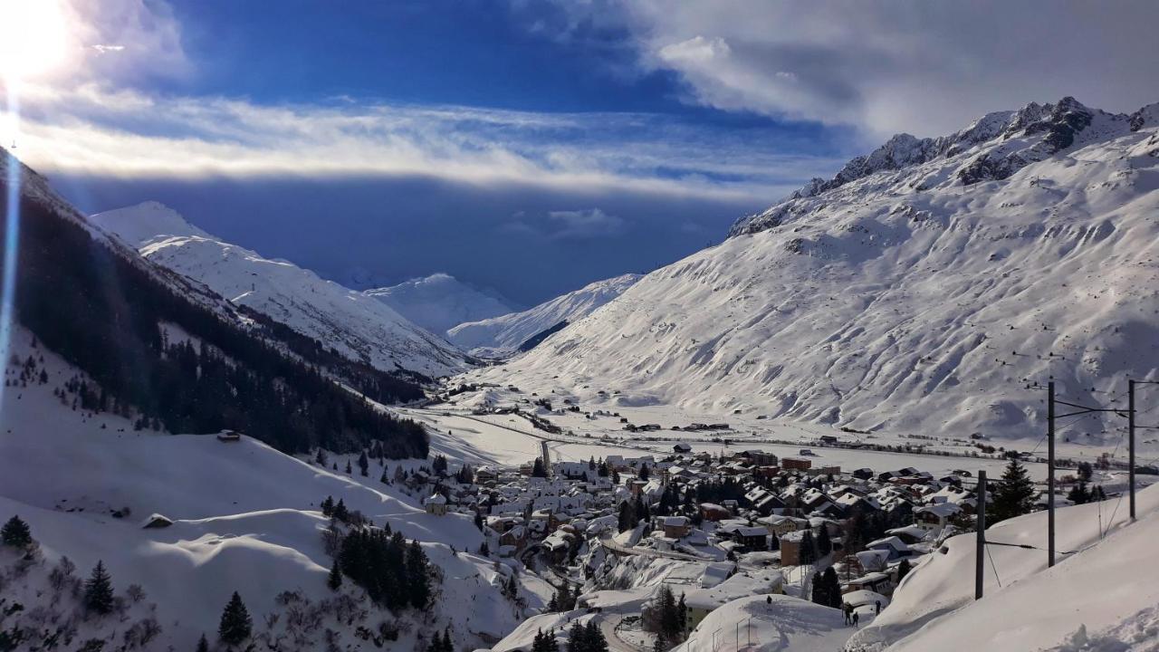 Hotel Bergidyll Andermatt Luaran gambar